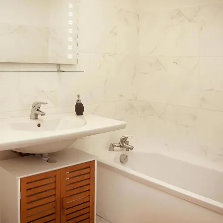 Res Tyrrenia, Macinaggio Rogliano, With Panoramic View Apartment *